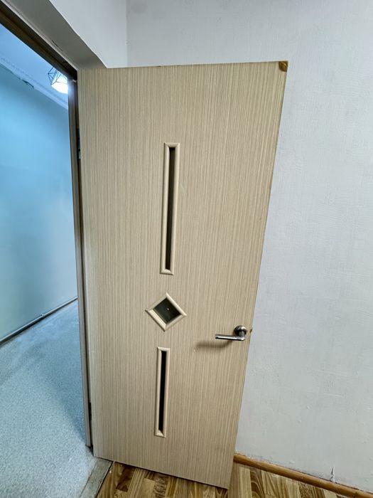 Межкомнатные дверу б/у