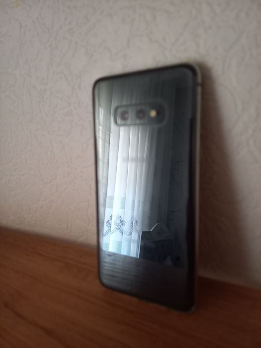 Samsung galaxy s10e
