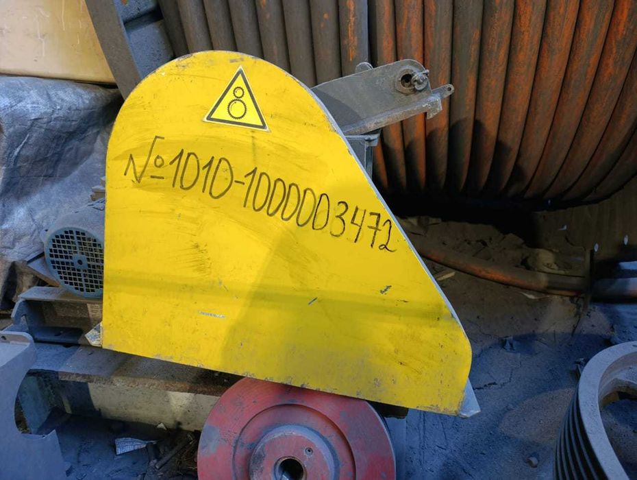 Дробилка щековая лабораторная ВВ200