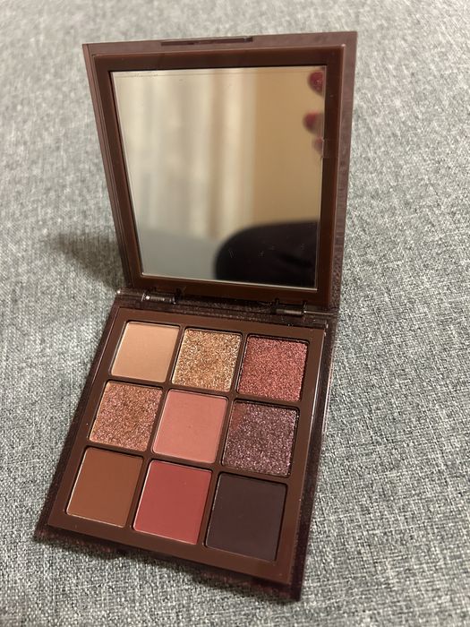 Палитра Huda Beauty