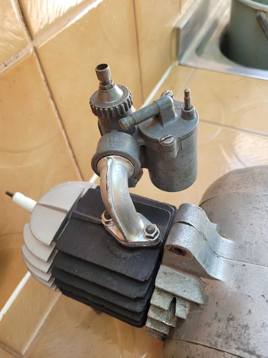 Излишни за мен двигател и части за Ява 50 , 175 и 250куб.см.