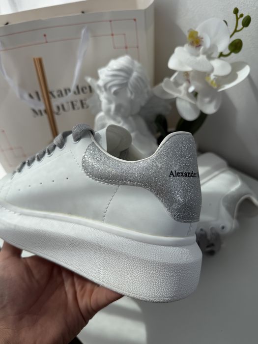 Alexander Mcquen 38
