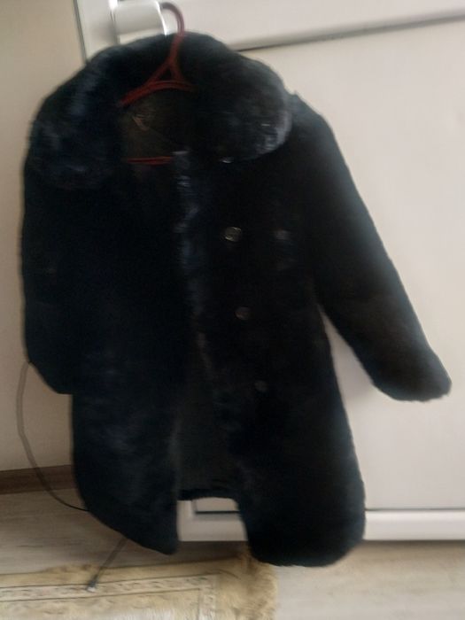 Шубка цигейковая на девочку