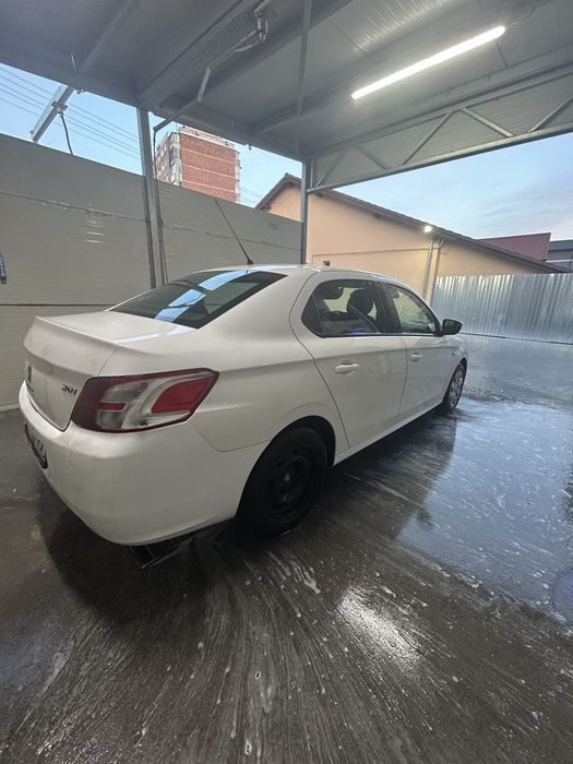 Peugeot 301 1.6HDI 2015