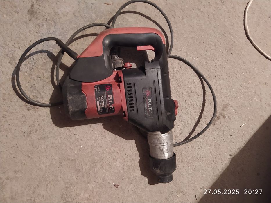 Перфоратор пит сотилади