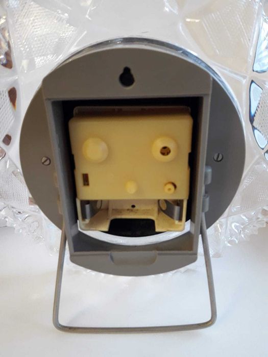 Маяк. Хрустальные часы советских времен