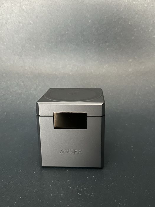 Anker 3-in-1 Cube with MagSafe Зарядно