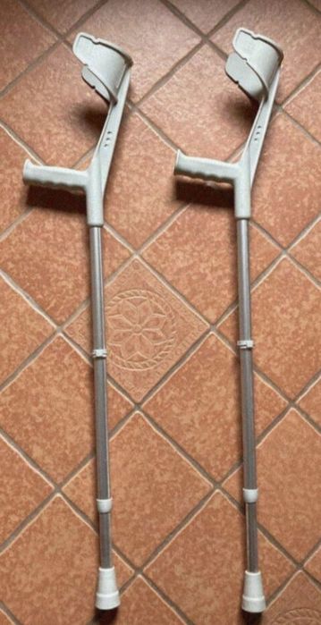 carje reglabile aluminiu germania livrare gratuit oradea  la nevoie