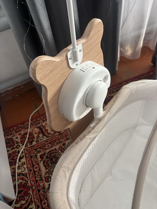 Продам кроватку и коляску детскую.