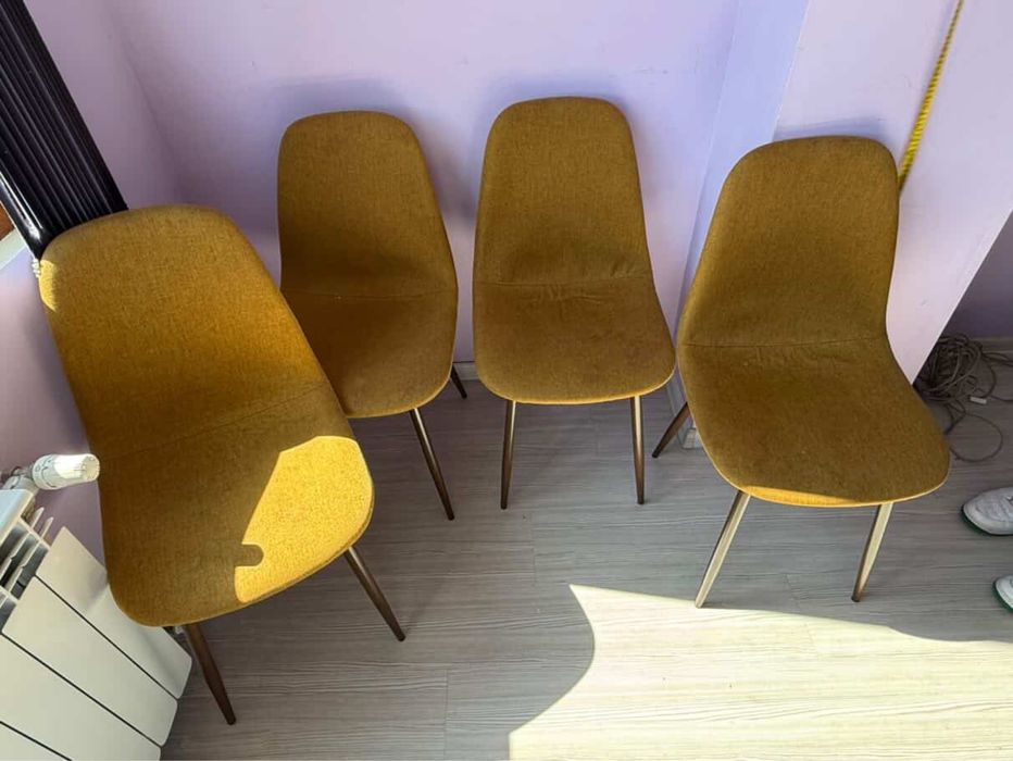 Столове за трапезария/всекидневна