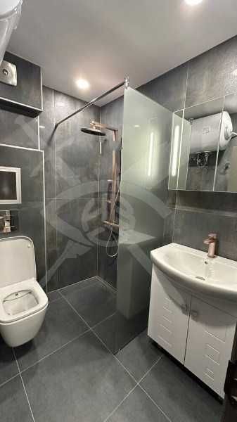 Тристаен апартамент в Центъра! 11862871