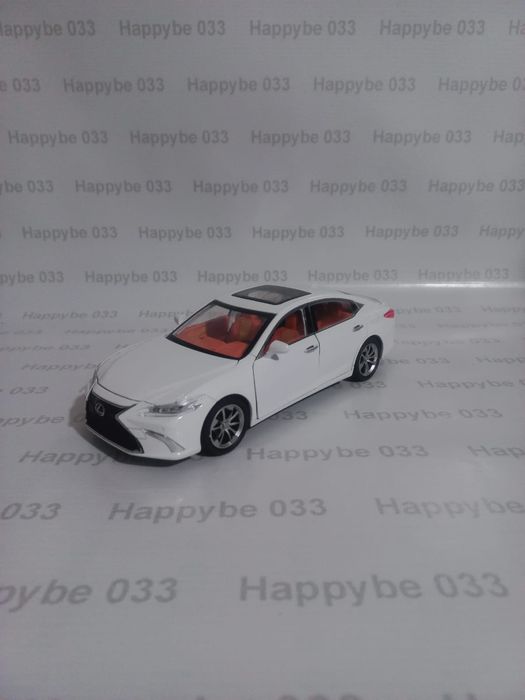 Машинка Lexus e300