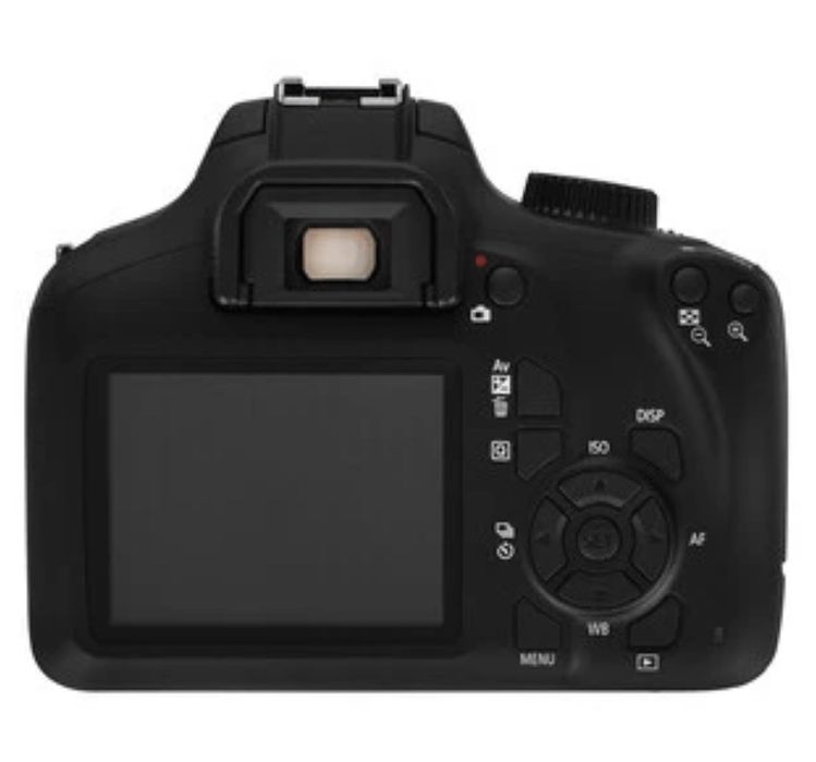 Продам фотокамеру Canon EOS 4000D
