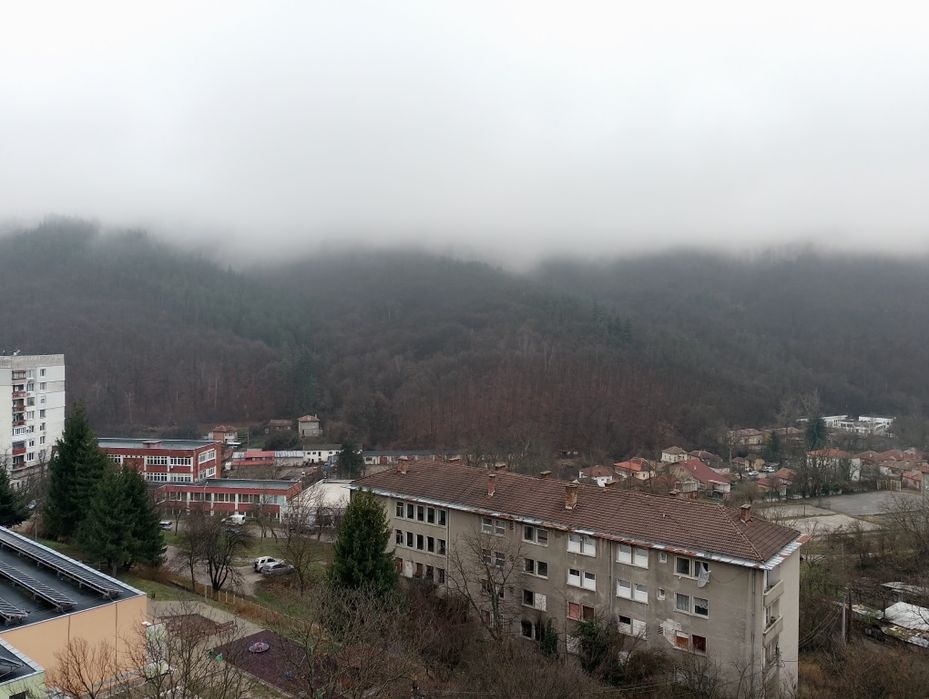 Апартамент двустаен квартал сирмани