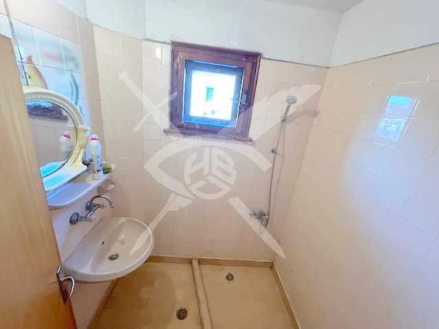 Продава се Четиристаен апартамент в Айтос - 85 кв.м за 824 €/кв.м - Снимка #3