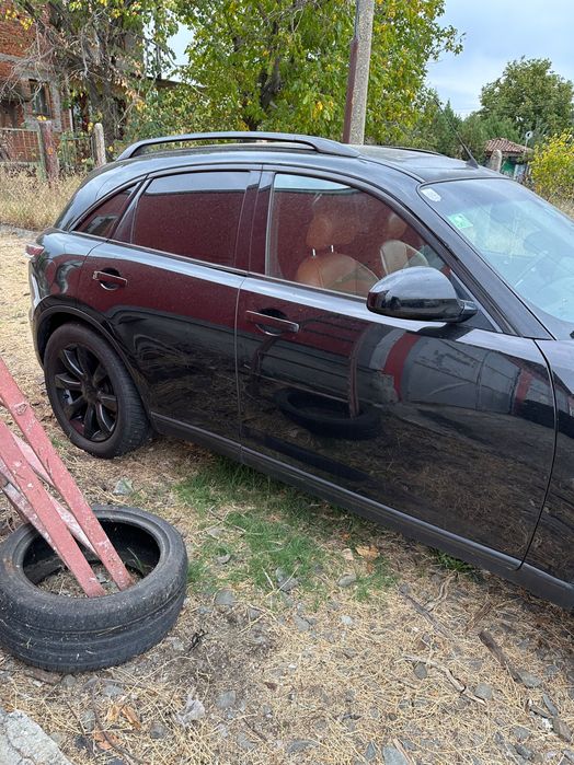 Infiniti fx45 на части