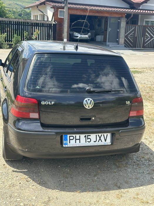 Volkswagen Golf 4, 1.6 SR