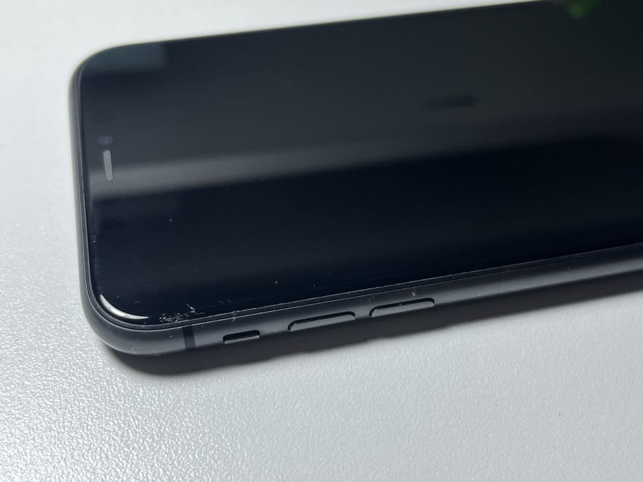 Iphone 11 (Айфон 11)