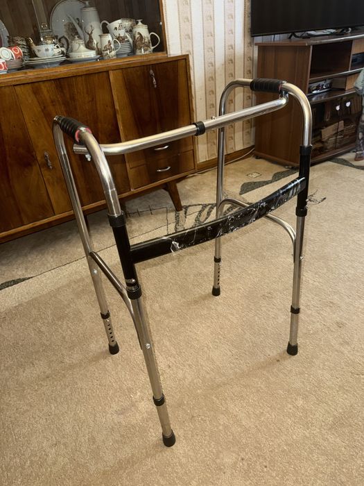 Ходунки для взрослых