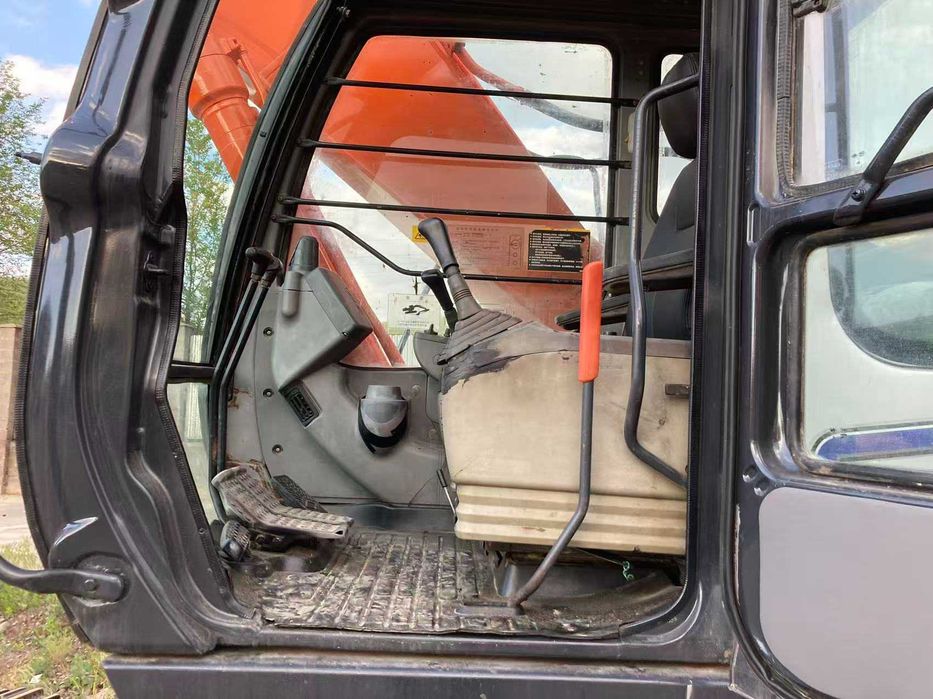 2019 Hitachi ZX230