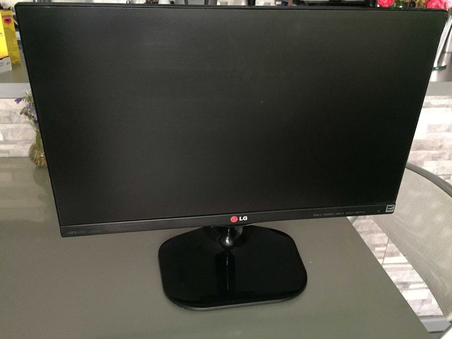 LED Монитор LG 22MP65HQ-P, дисплея: 21.5” (54.61 cm), употребяван, работещ - в отлично състояние,