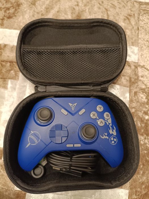 Продам геймпад flyfigi direwolf 2