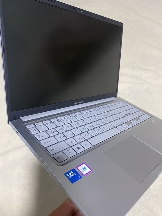 Asus Vibobook sotiladi