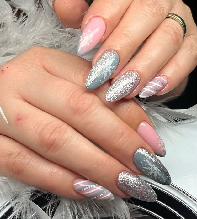 Маникюр наращивание ногтей