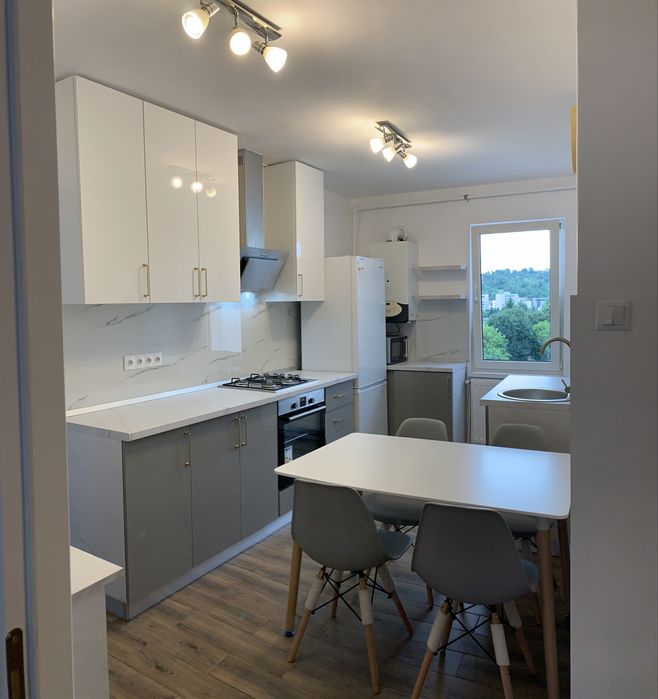 Apartament 3 camere de inchiriat Tudor