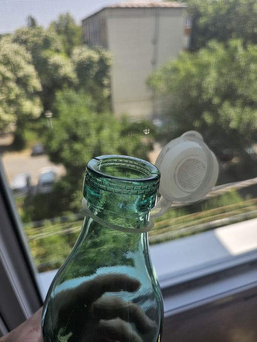 Sticla de lapte cu dop