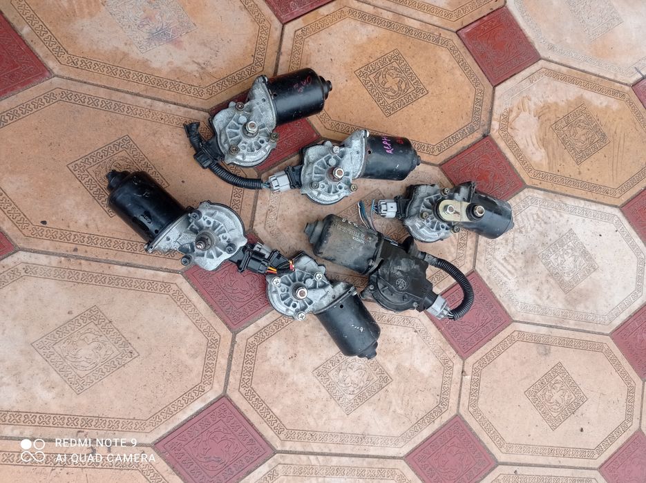 Моторчик дворник на Алфард