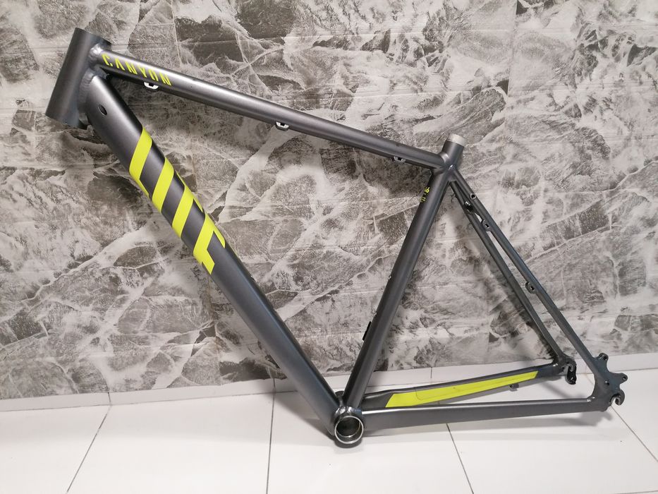 CANYON  Алуминиева рамка  шосе-гравел