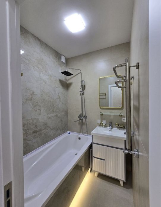 Продаётся 3х комнатная Феруза Хавас