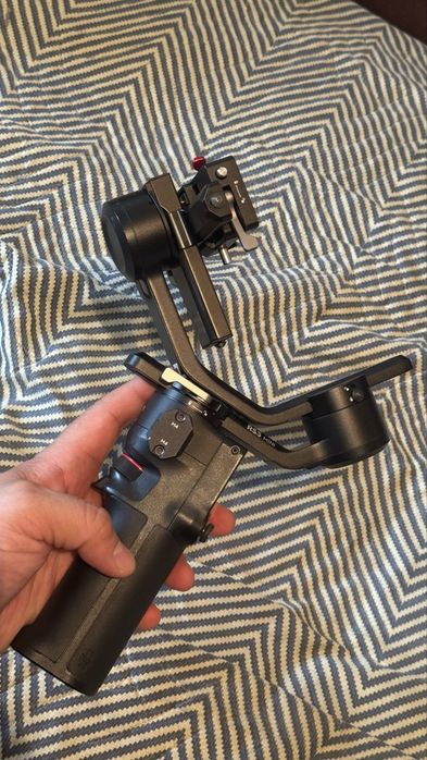 продам стабилизатор Dji Ronin RS3 mini