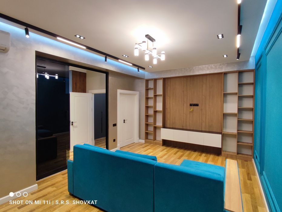 Без маклера 3 комнатная Шота Руставели Аския Высокопотолчный кирпичка