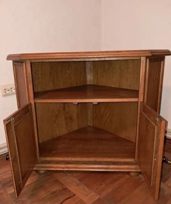 Canapea cu fotolii si mobilier vintage