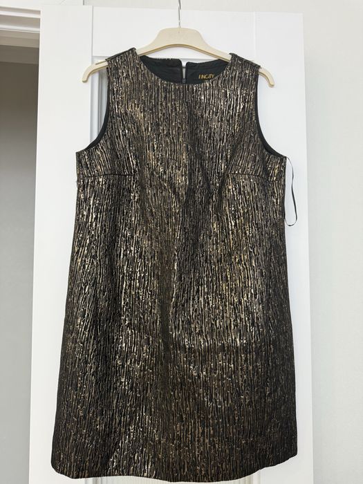 Срочно много платье , листайте р 46-48