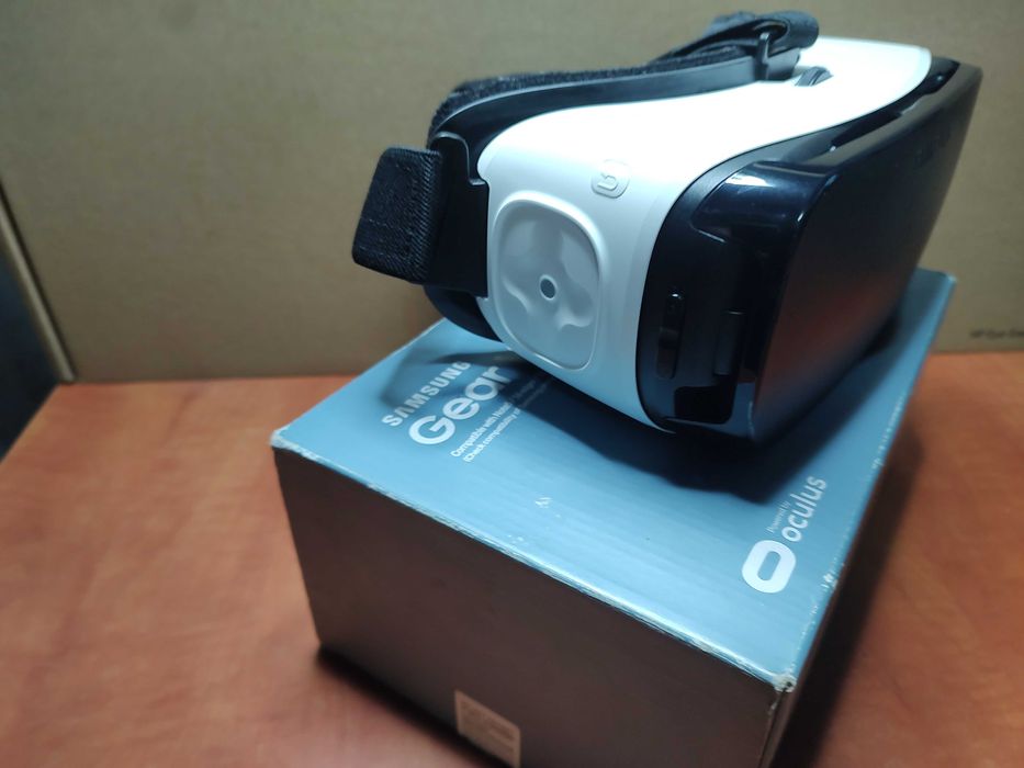 Ochelari realitate virtuala Samsung Gear VR R325+ Controller Oculus