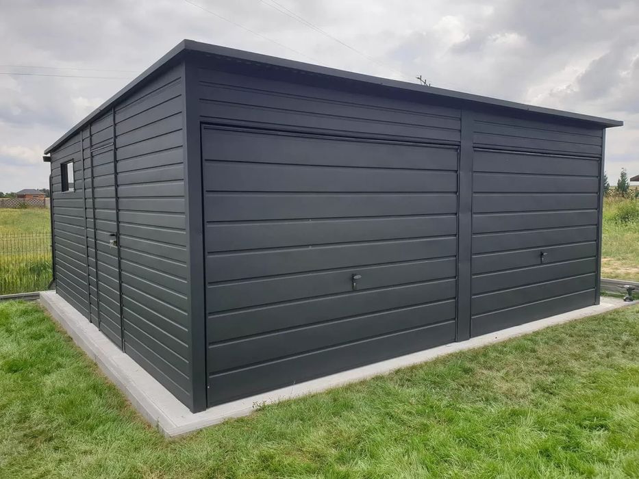 Facem garaje auto din panouri sandwich structura metalică