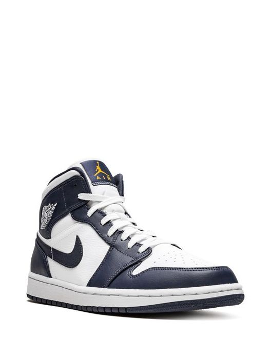 Air Jordan 1 Mid Obsidian 42
Mărime: 42
Condiție: noi în cutie 
Preț: