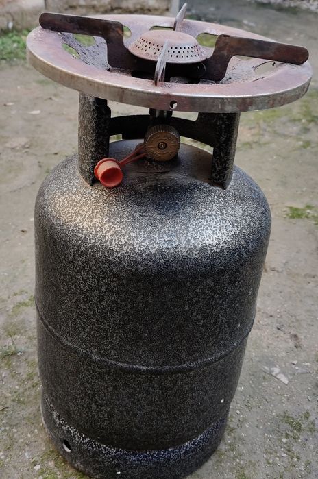 Газовый баллон горелкой, для приготовления еды