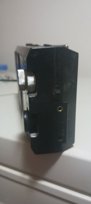 Vând radio de colecție Sony