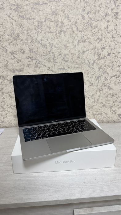 Mac book pro 13.