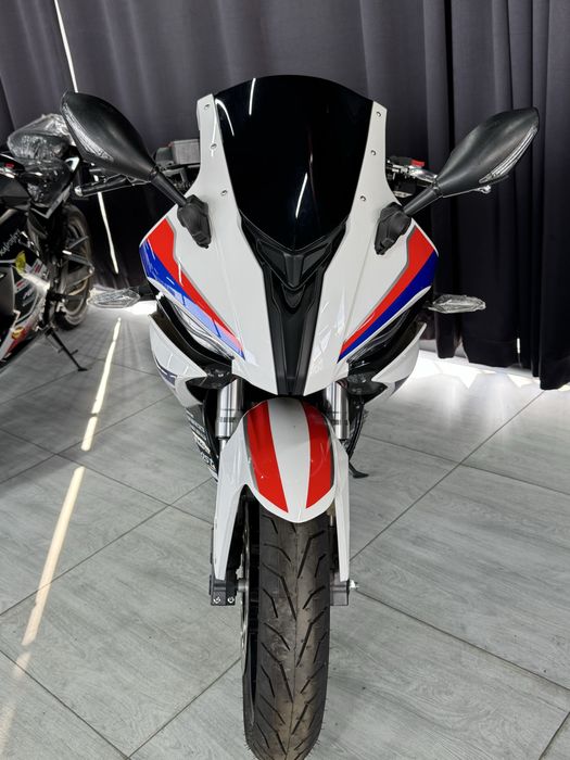 Мото 400сс  Ямаха бмв