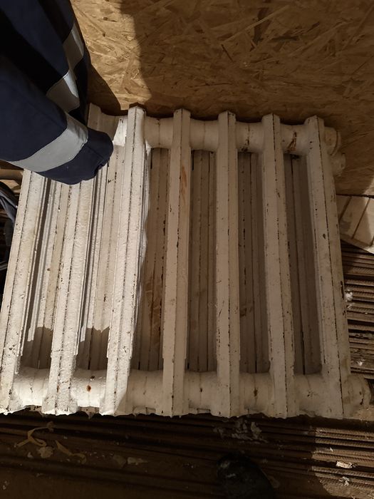 Чугунный батарея