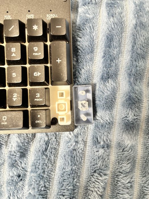 Tastatură gaming Scorpion K604