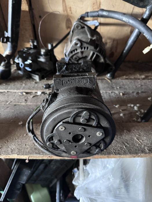 Генератор Audi A6 C4 / Audi 100 C4 2.6 – 2.8 (120A)