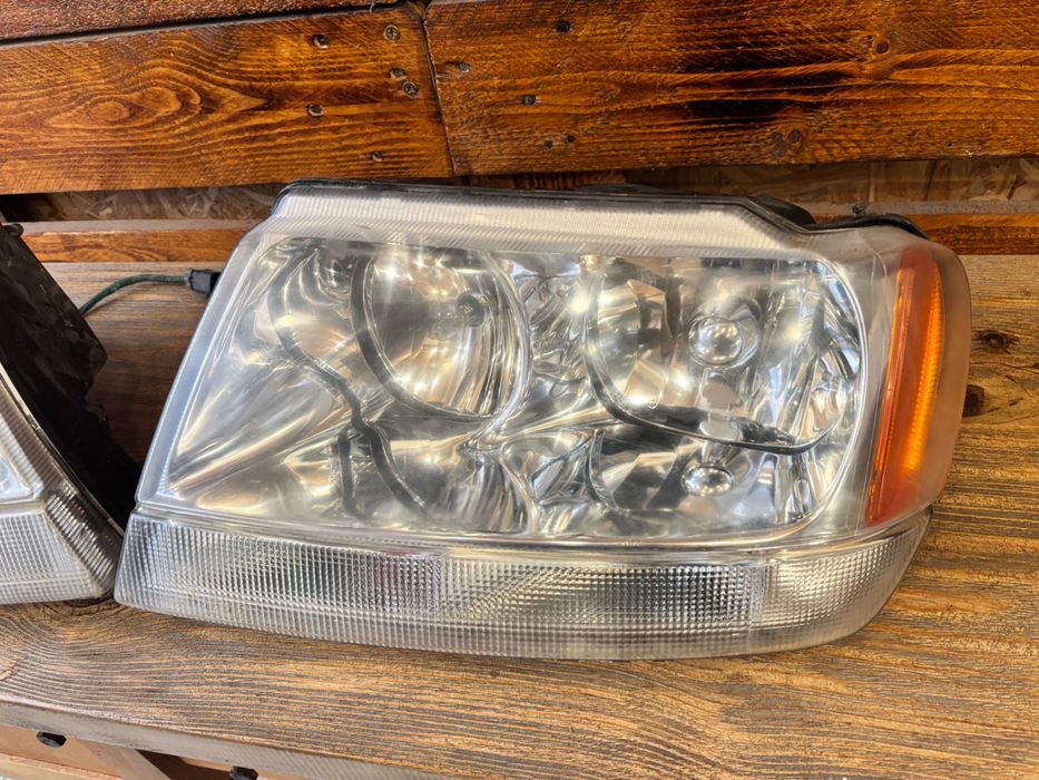 Фарове за jeep grand Cherokee wj