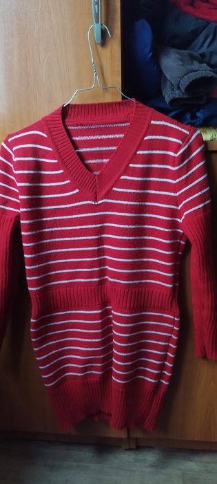 Rochițe,bluze,veste tricotate mărimea S-M