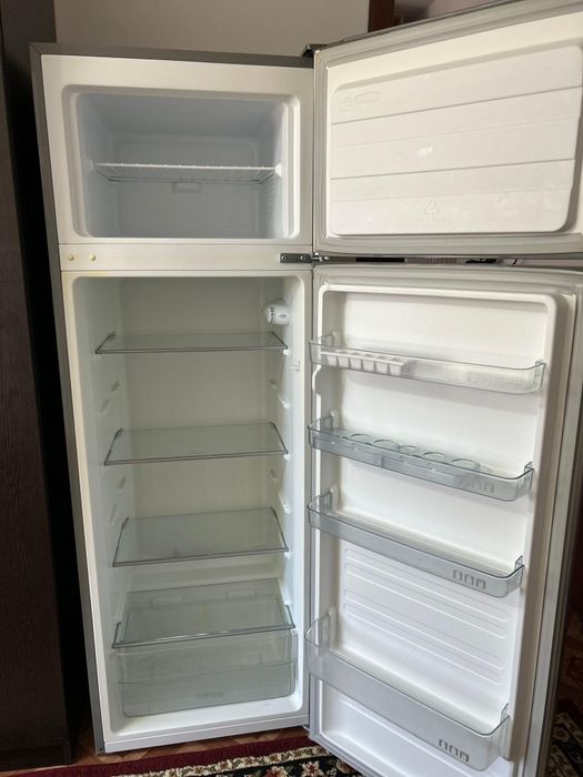 Холодильник Midea